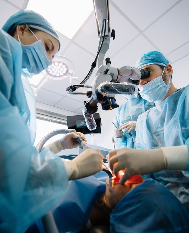 oral-surgery-in-simon-fraser-dental-centre